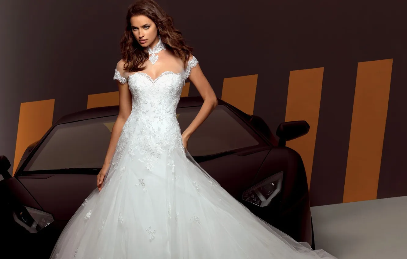 Фото обои грудь, взгляд, девушка, лицо, секси, фон, волосы, Lamborghini