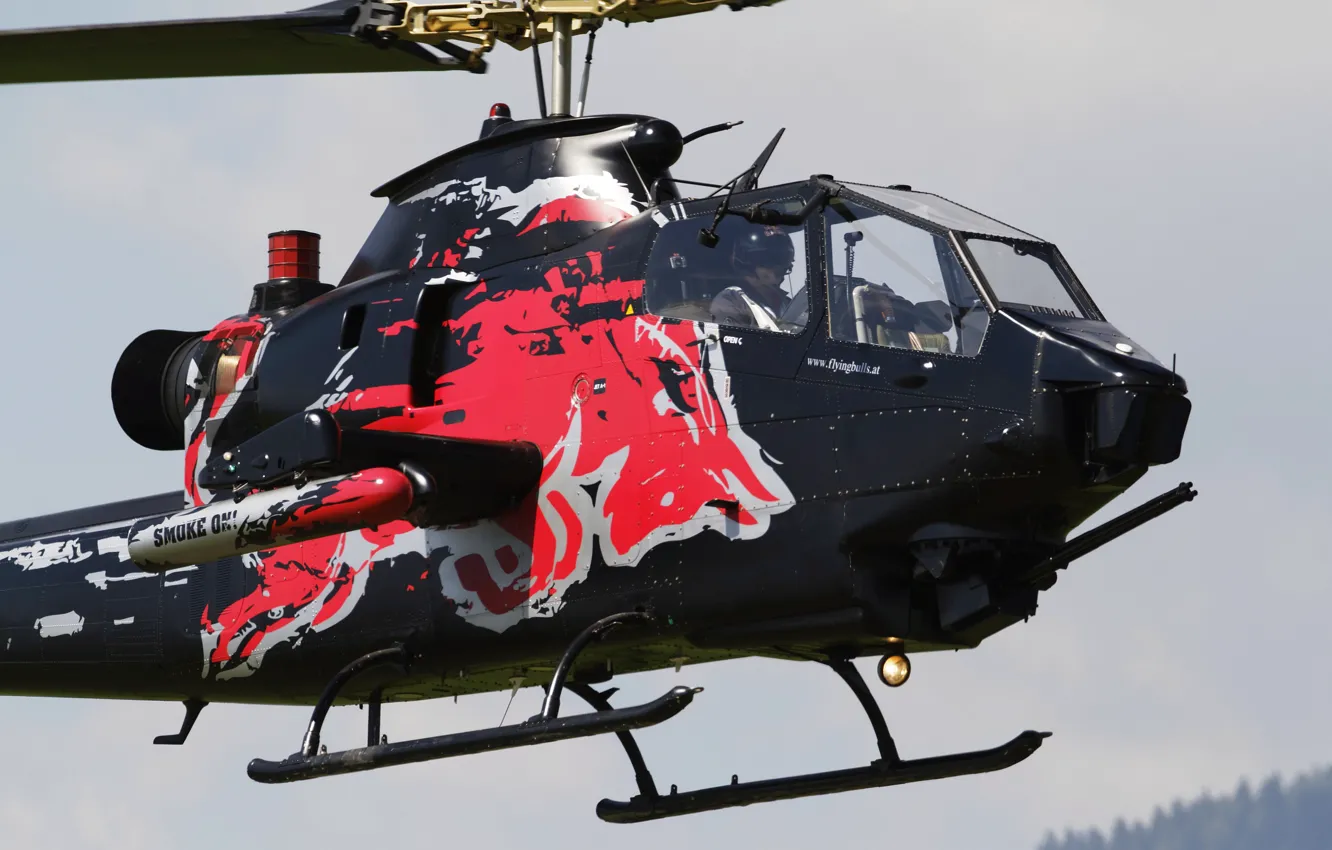 Фото обои вертолет, Cobra, Flying Bulls, Bell TAH-1F