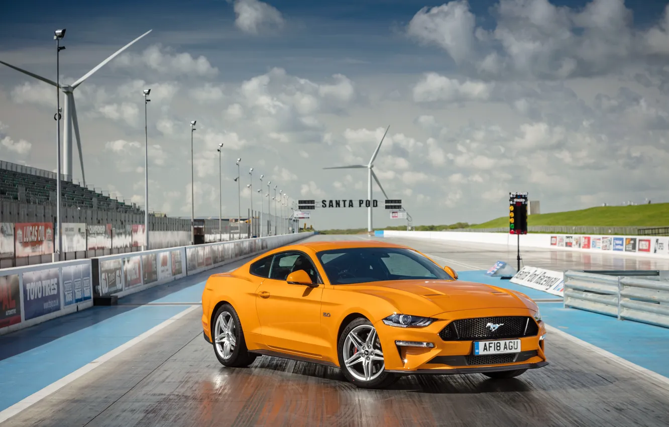 Ford Mustang 60 оранжевый