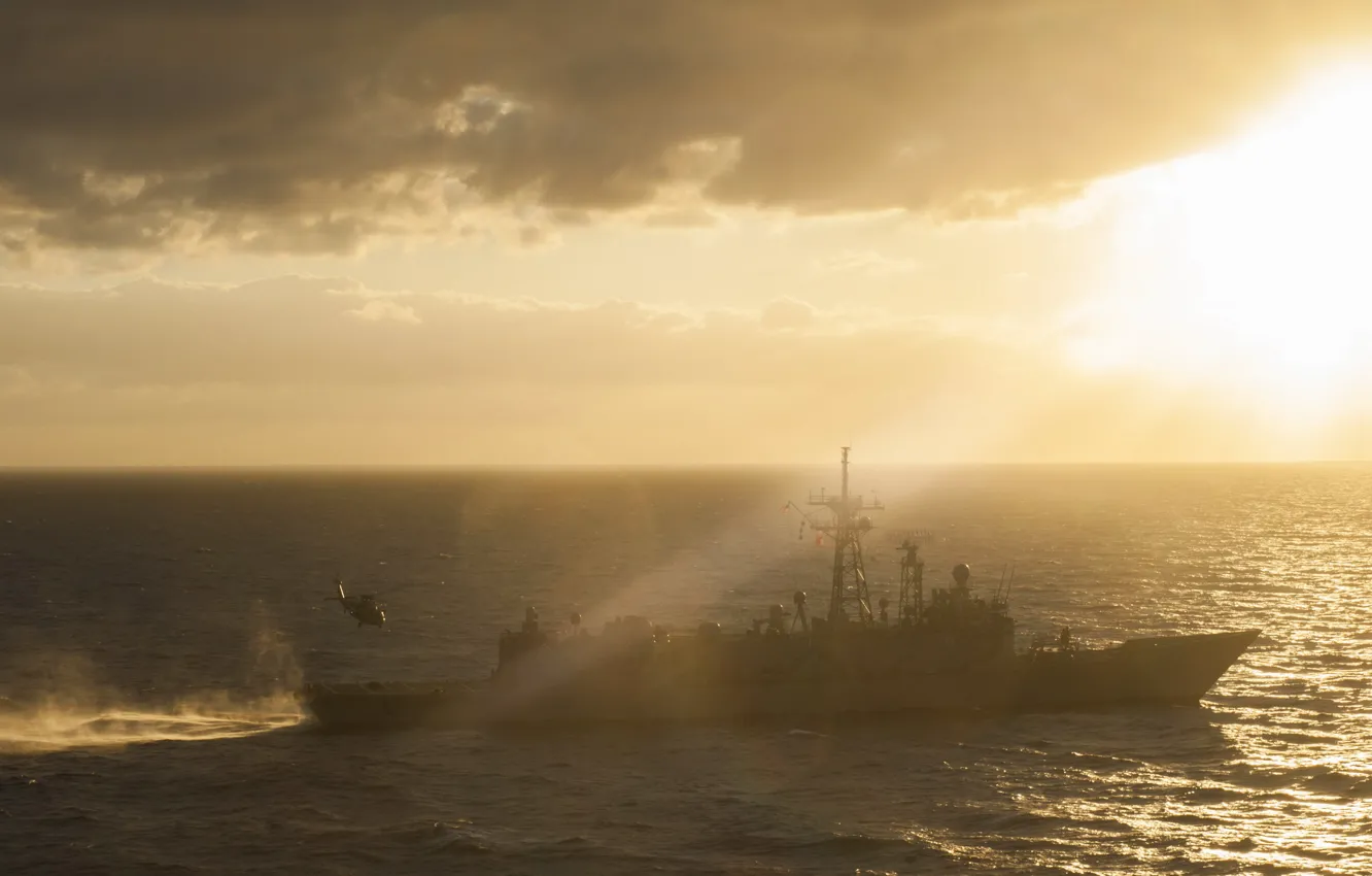 Фото обои море, оружие, корабль