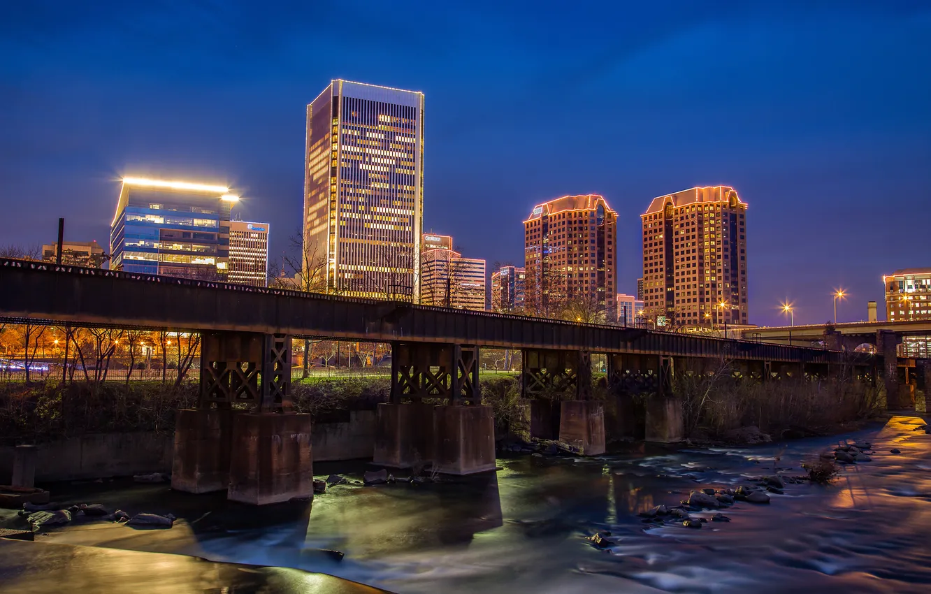 Фото обои ночь, мост, огни, река, дома, небоскребы, США, Richmond