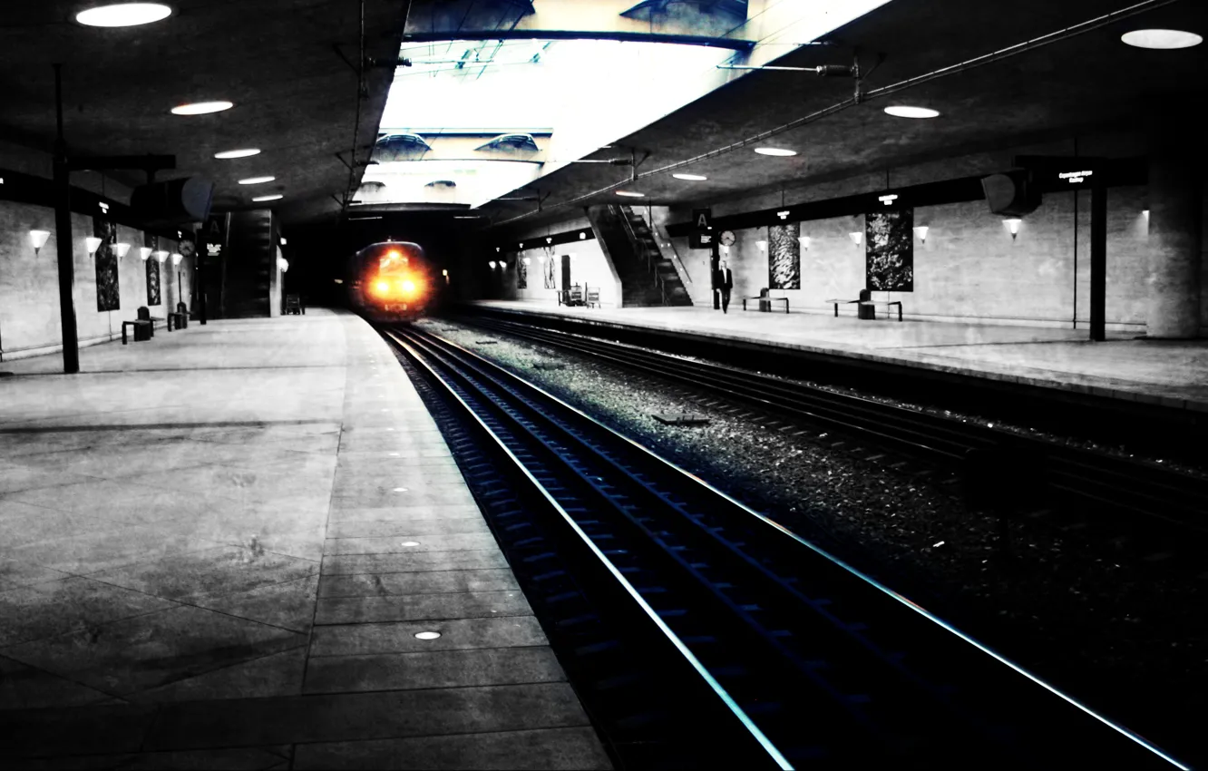 Фото обои свет, пути, city, город, рельсы, поезд, Метро, wallpapers