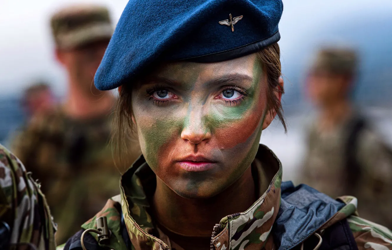 Фото обои Девушка, Взгляд, Лицо, Армия, USA, США, Военная, Камуфляж