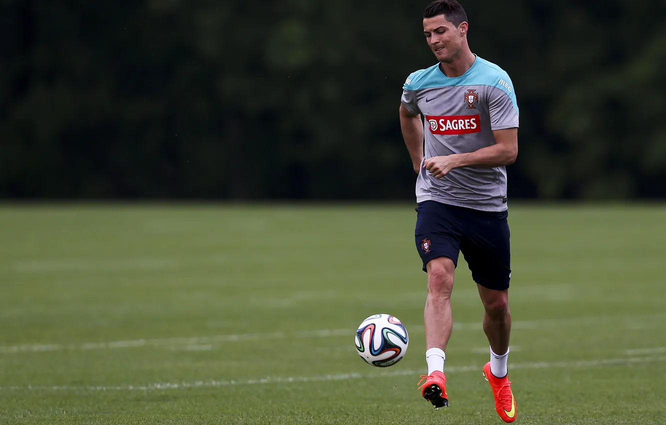 Фото обои Футбол, Португалия, Cristiano Ronaldo, Форма, Роналду, Football, Реал Мадрид, Криштиану Роналду