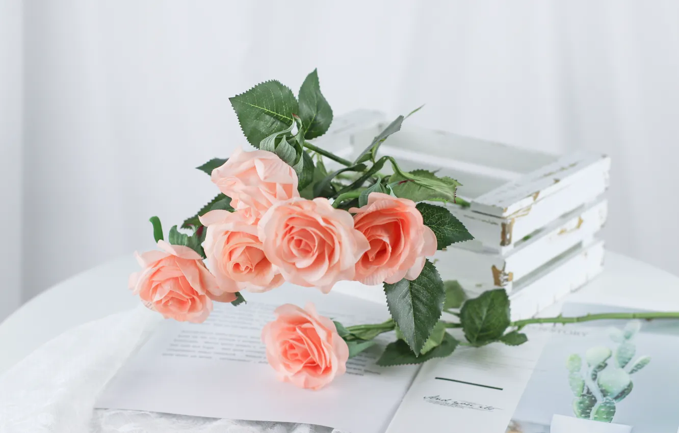 Фото обои розы, букет, журнал Allure