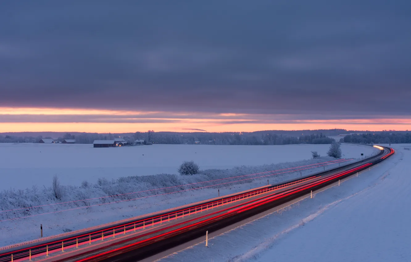 Фото обои зима, дорога, поле, небо, снег, тучи, рассвет, утро