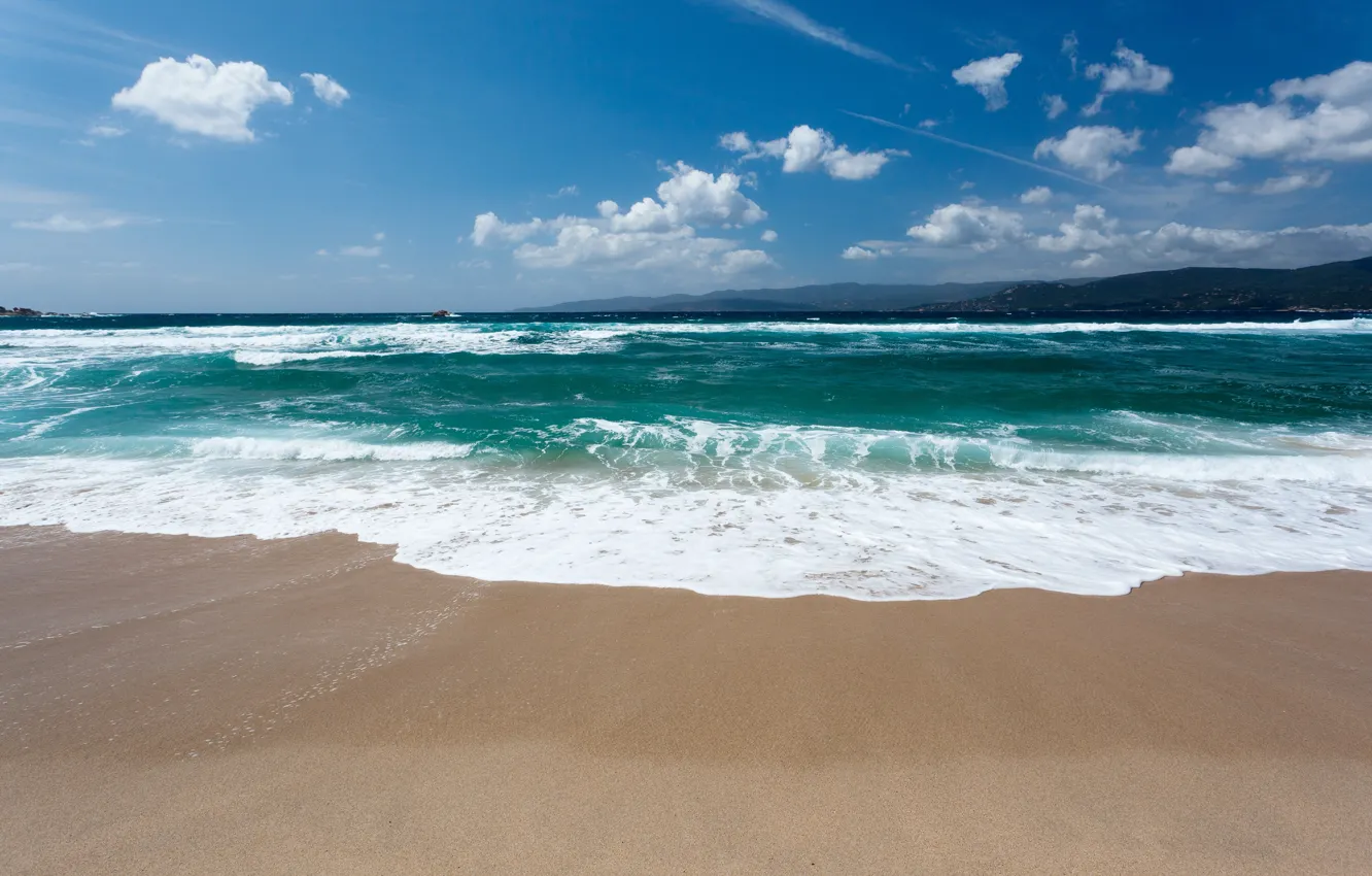 Фото обои песок, волны, пляж, небо, облака, Побережье