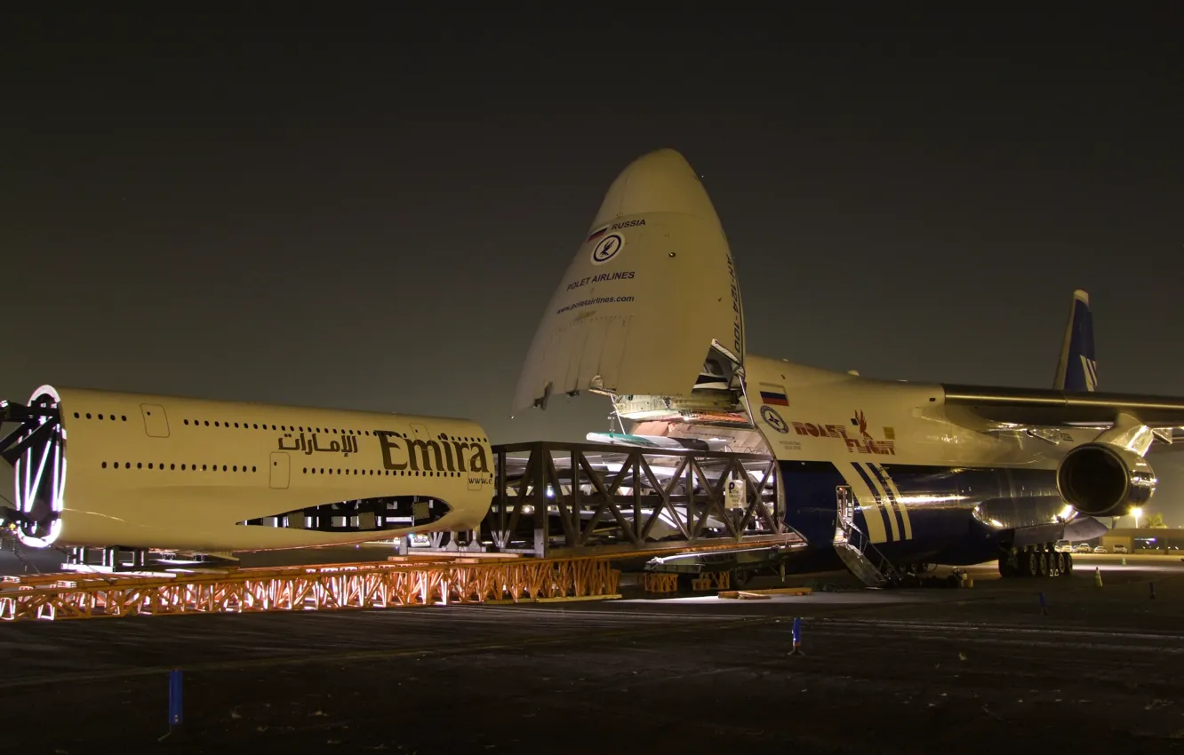 Фото обои An-124-100, Ruslan, Antonov, погрузка, Polet Airlines, аэробуса A380, часть фюзеляжа, Ан 124 Руслан