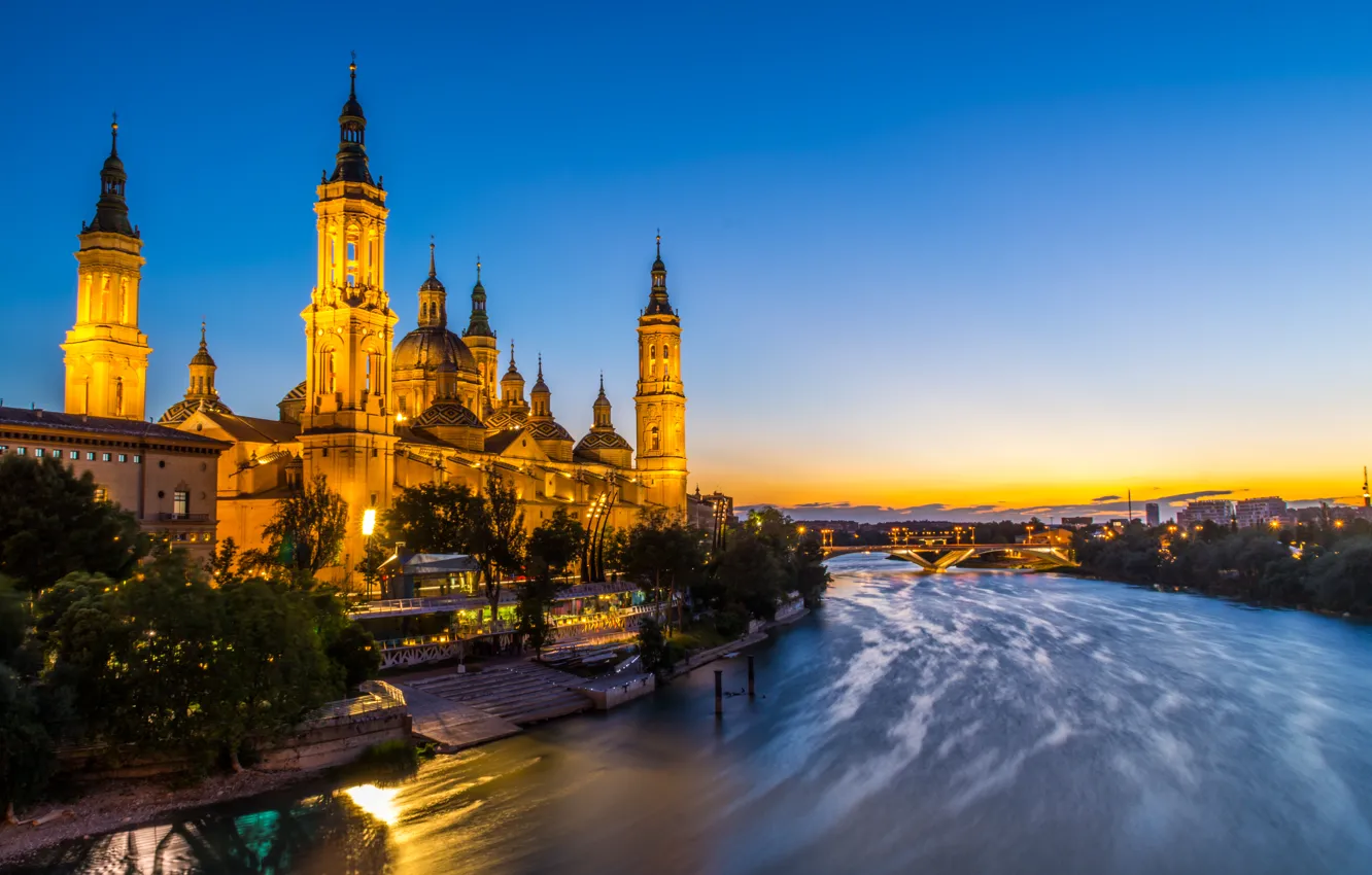 Фото обои огни, река, Испания, базилика, Сарагоса, Нуэстра-Сеньора-дель-Пилар