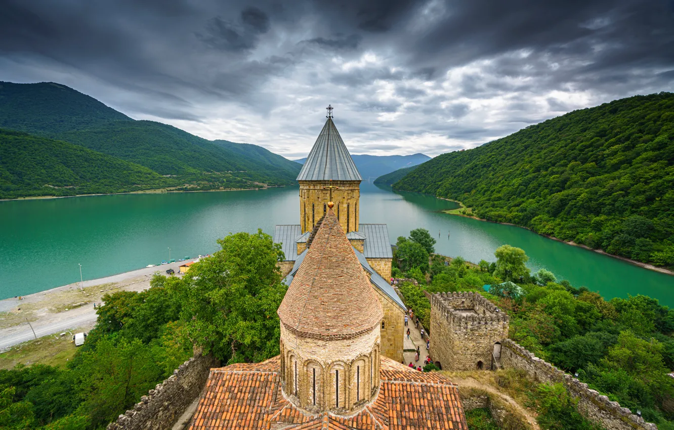 Фото обои горы, река, замок, крепость, Грузия, Georgia, Ananuri, Река Арагви