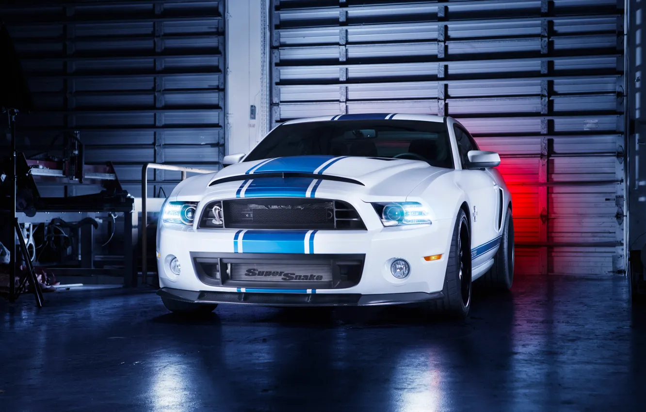 Фото обои Mustang, Ford, Shelby, GT500, Front, Snake, White, Super