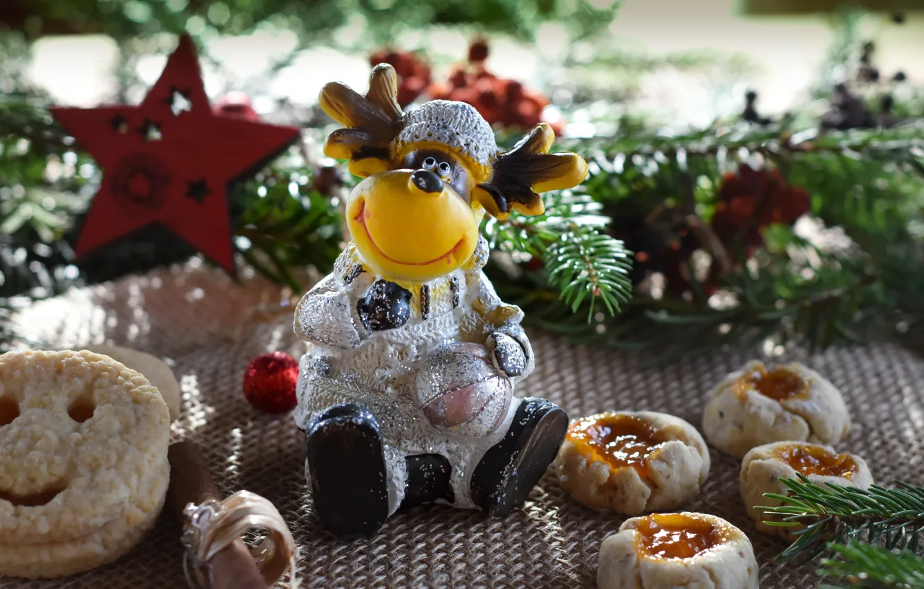 Фото обои зима, праздник, игрушка, звезда, олень, печенье, Рождество, Новый год