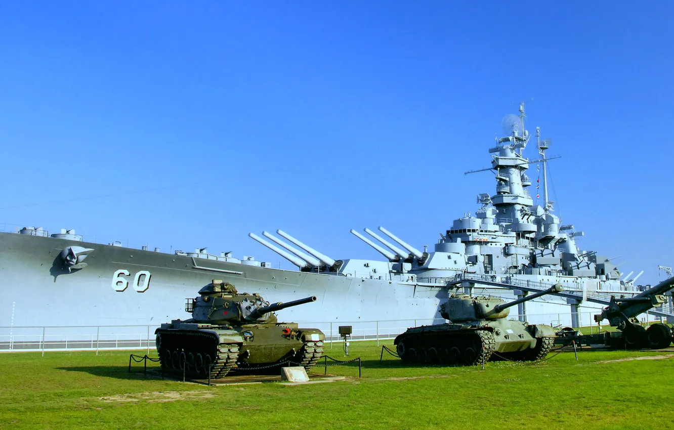 Фото обои музей, танки, линкор, Алабама