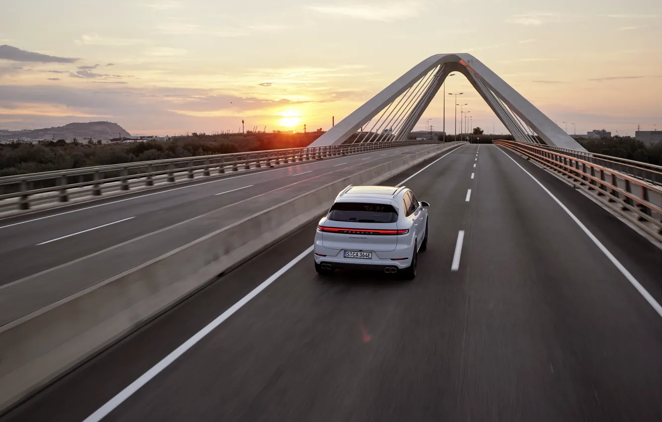 Фото обои car, Porsche, road, sun, Cayenne, Porsche Cayenne Turbo E-Hybrid