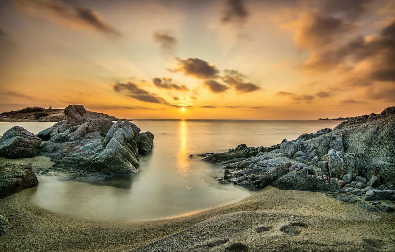 Фото обои пляж, камни, океан, рассвет, берег, утро