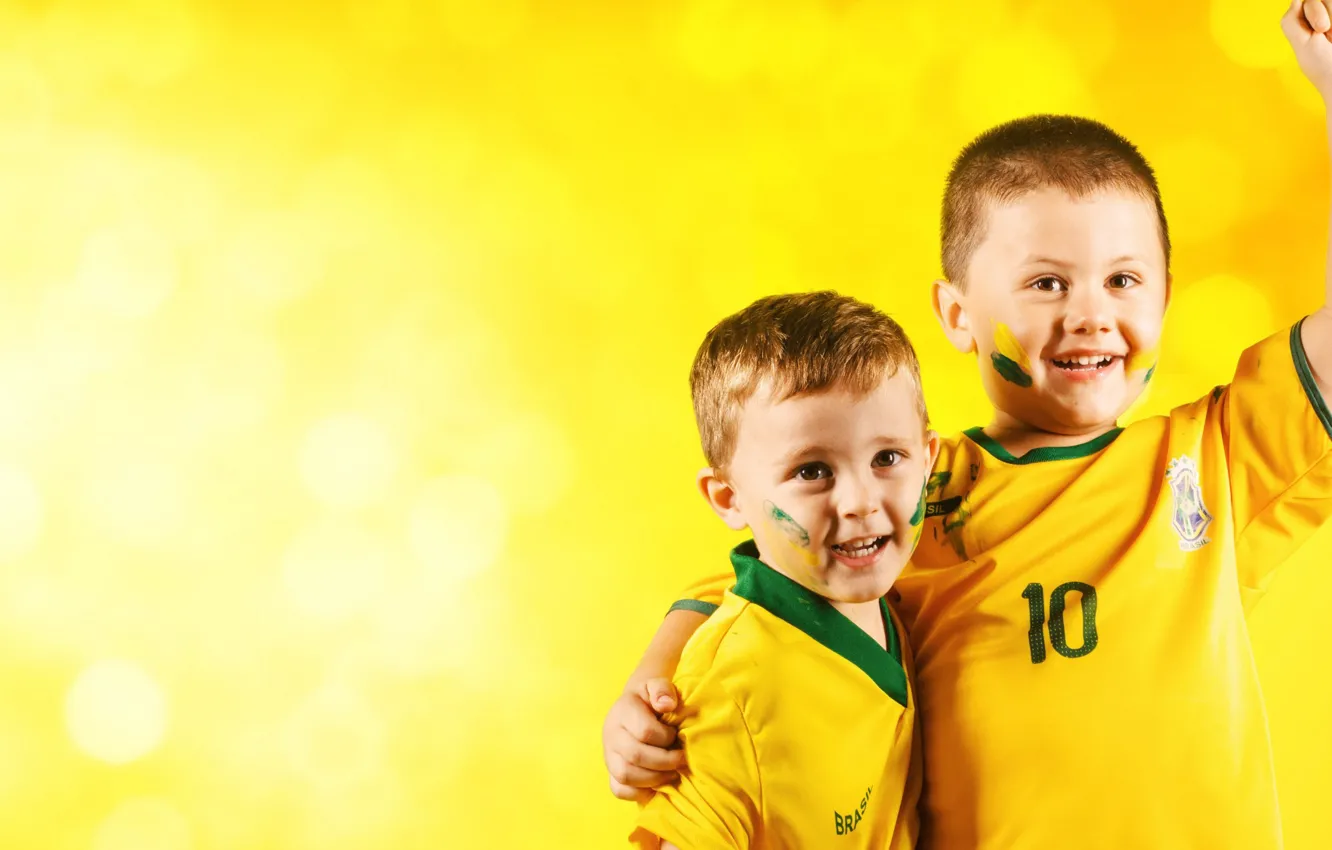 Фото обои wallpaper, happy, smile, football, Brazil, fans, kids