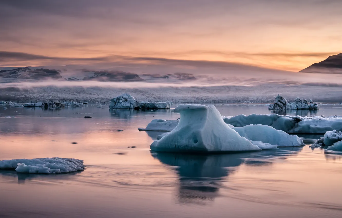 Фото обои холод, лед, море, закат, горы, отражение, льдины