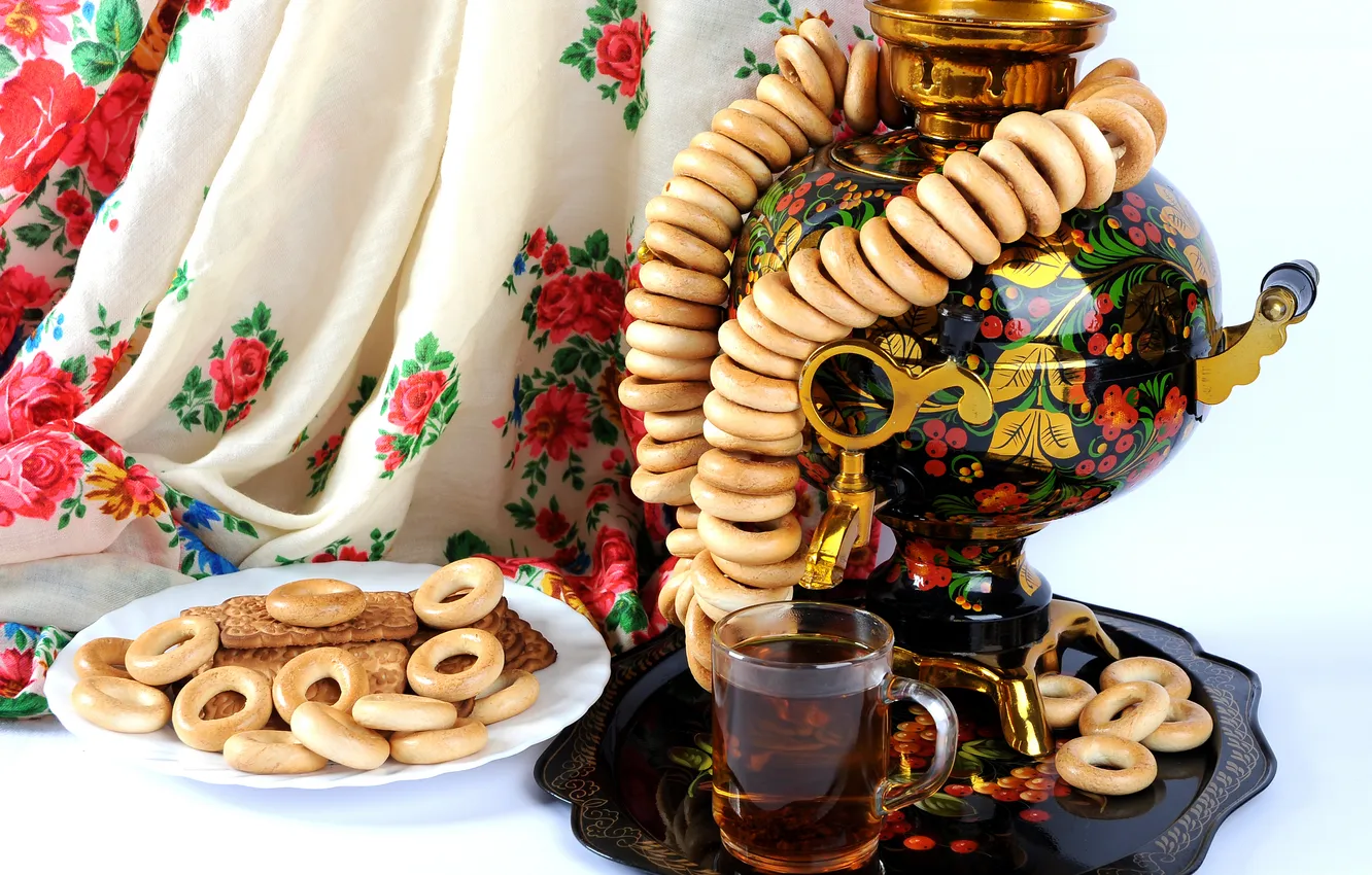 Фото обои чай, печенье, бублики, самовар, поднос, сушки