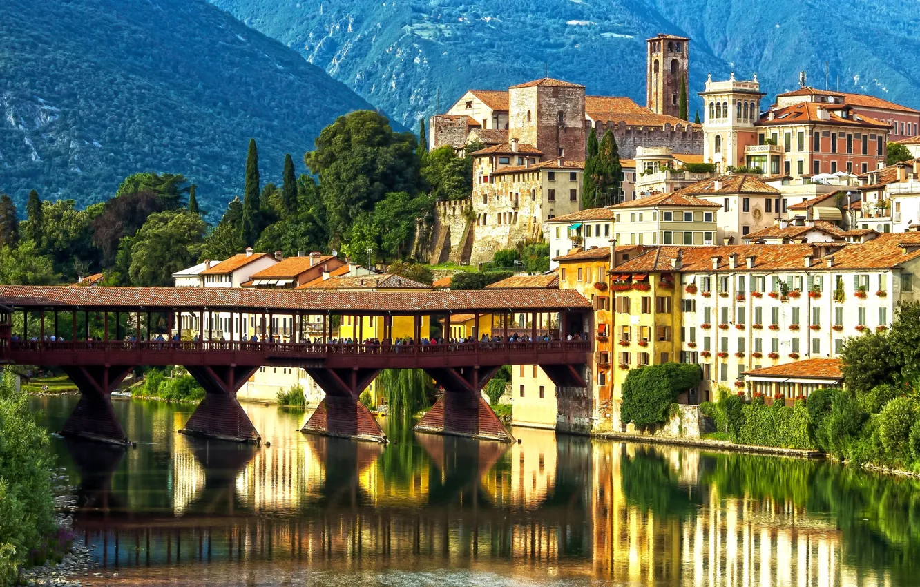 Фото обои горы, мост, отражение, река, здания, Альпы, Италия, набережная
