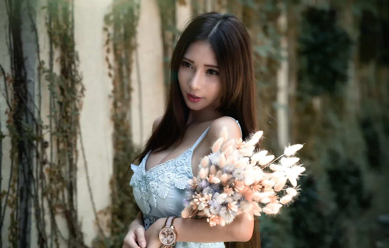 Фото обои девушка, цветы, азиатка