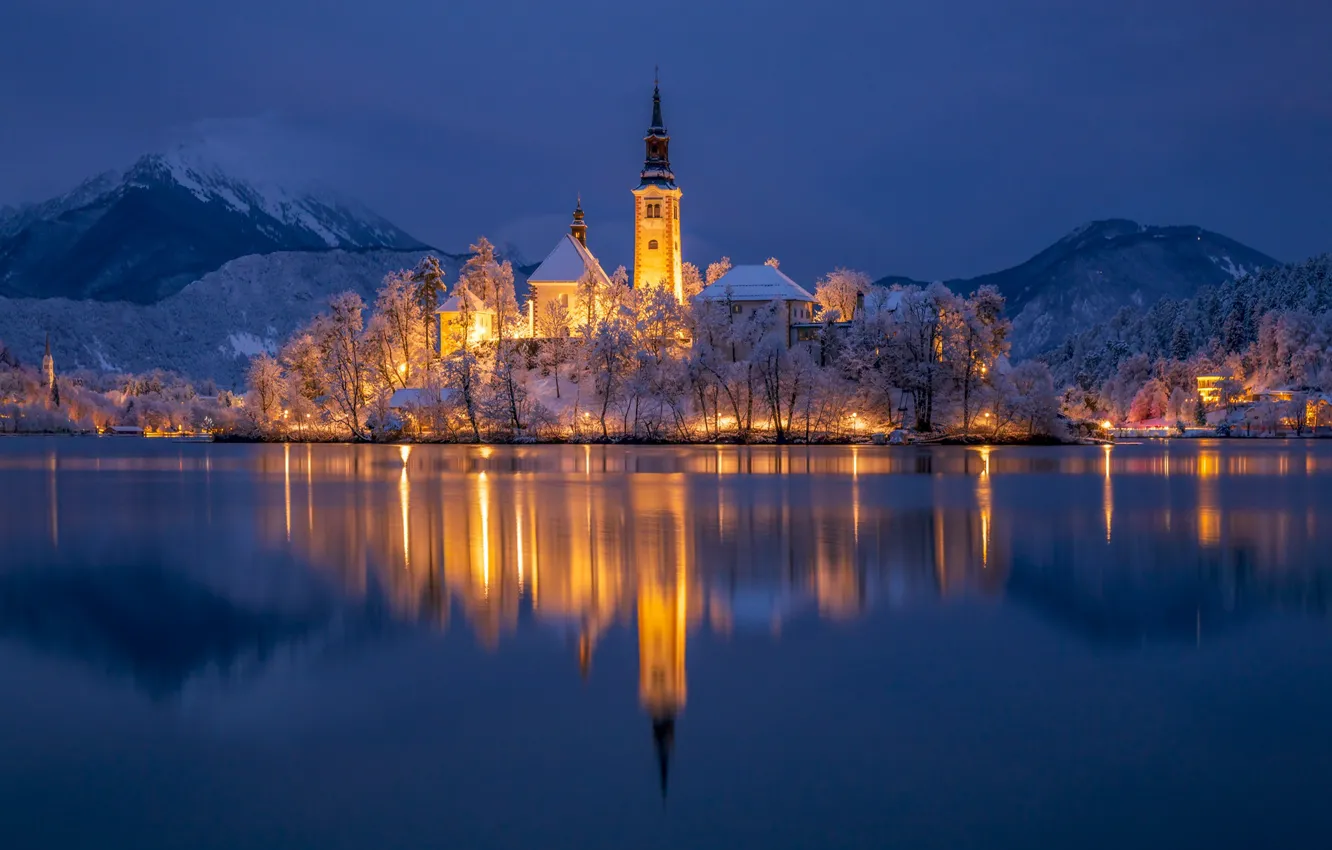 Фото обои зима, горы, озеро, отражение, остров, Словения, Lake Bled, Slovenia