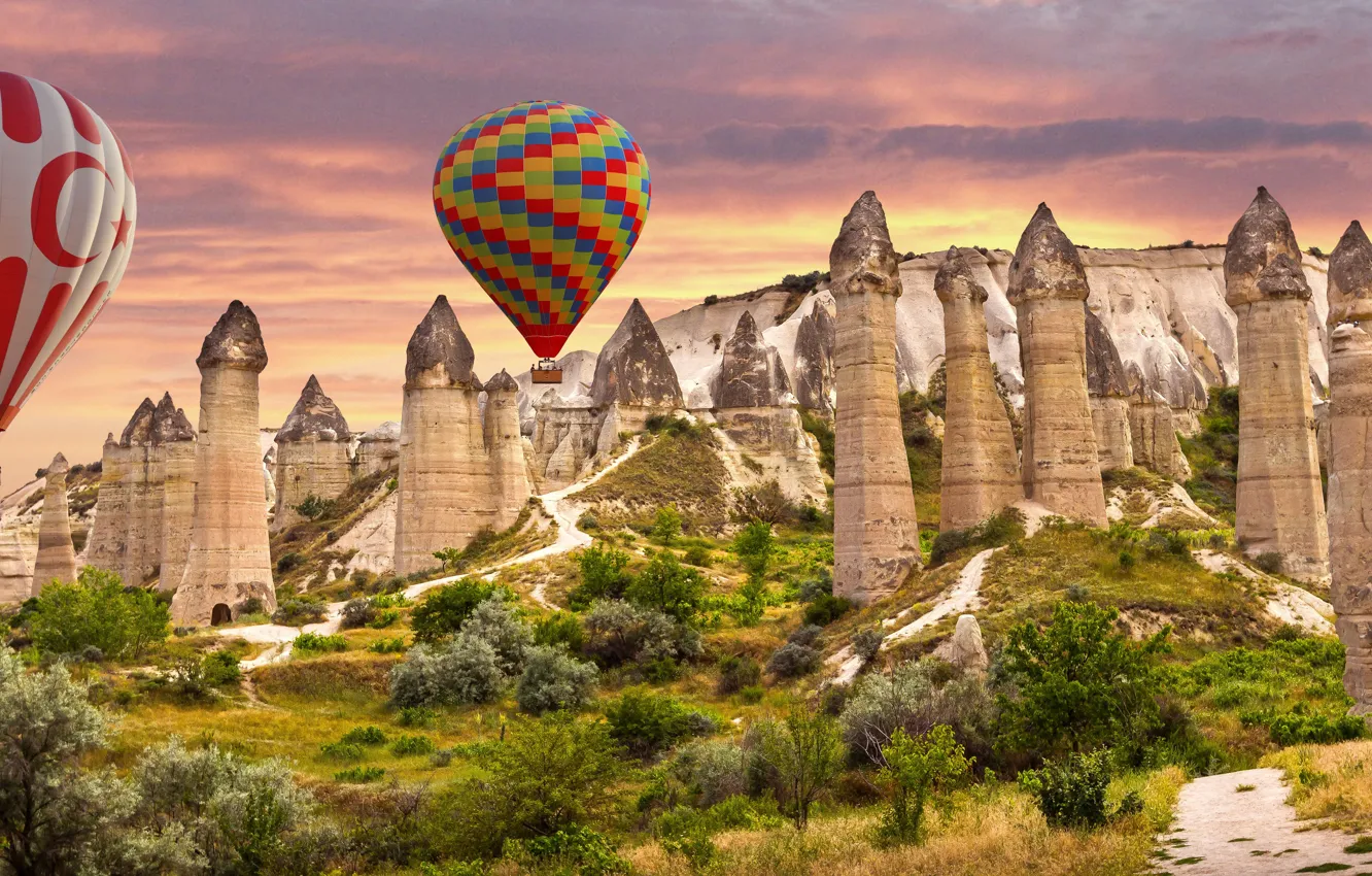 Фото обои пейзаж, закат, природа, воздушные шары, скалы, растительность, Турция, национальный парк