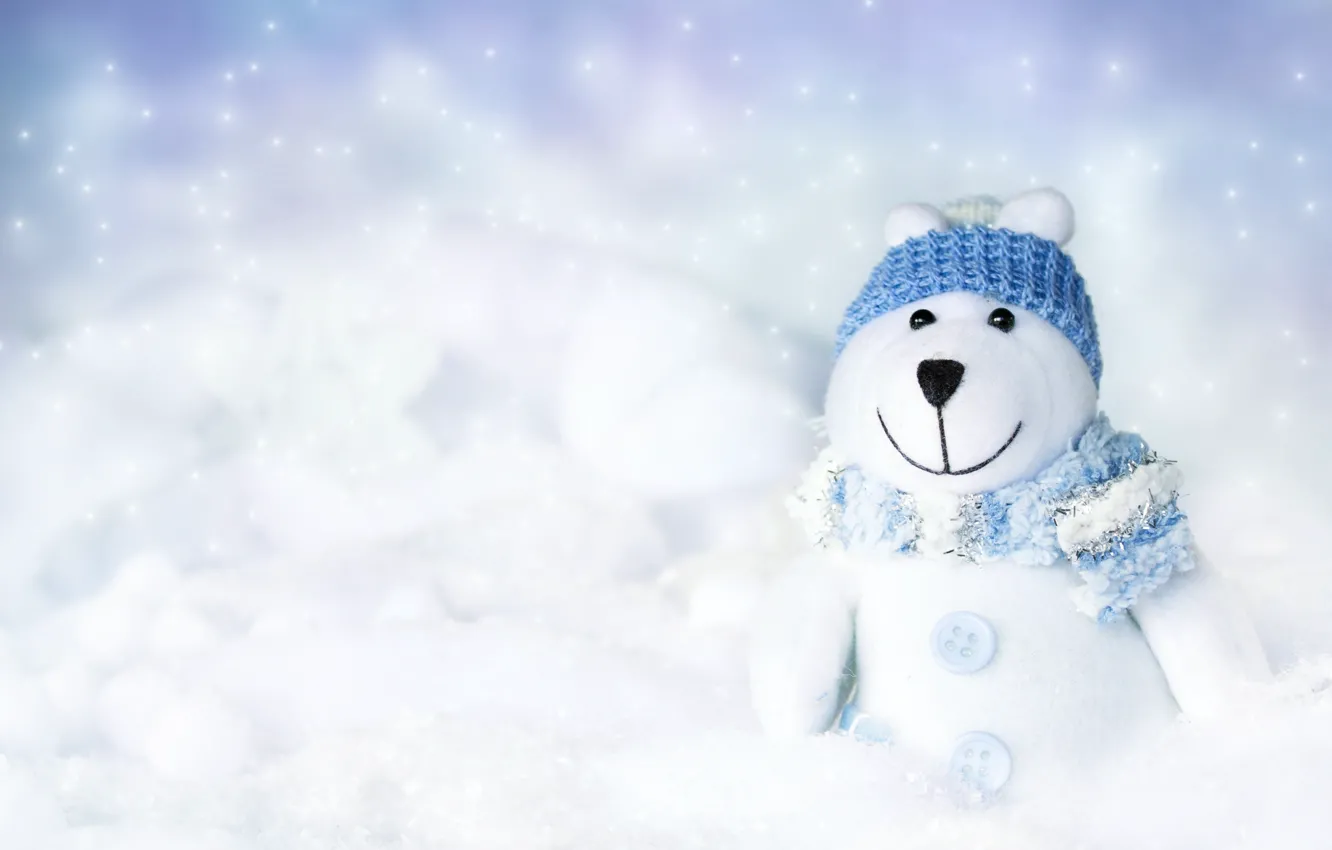 Фото обои зима, игрушка, пуговицы, шарфик, шапочка