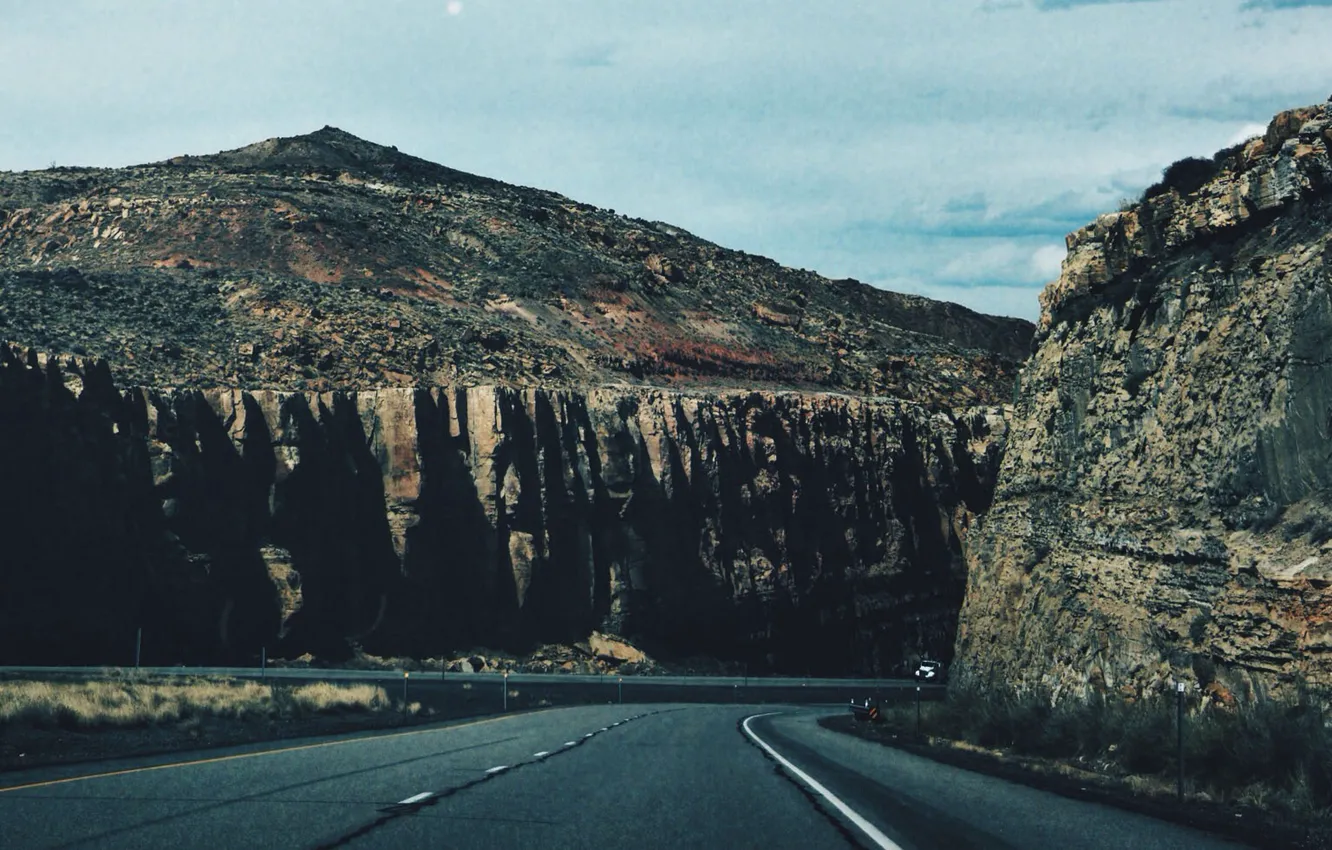 Фото обои road, sky, rocks