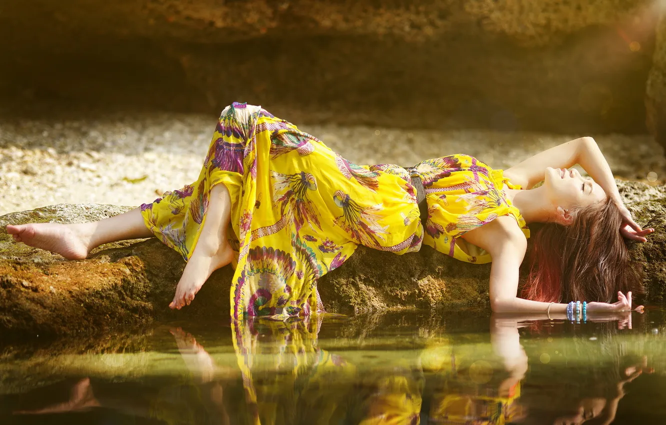 Фото обои девушка, поза, фон