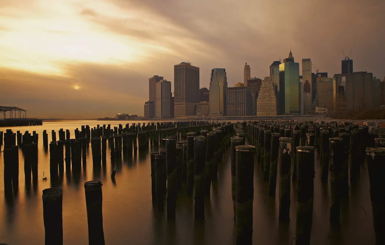 Фото обои город, США, New York, Manhattan, сваи, East River