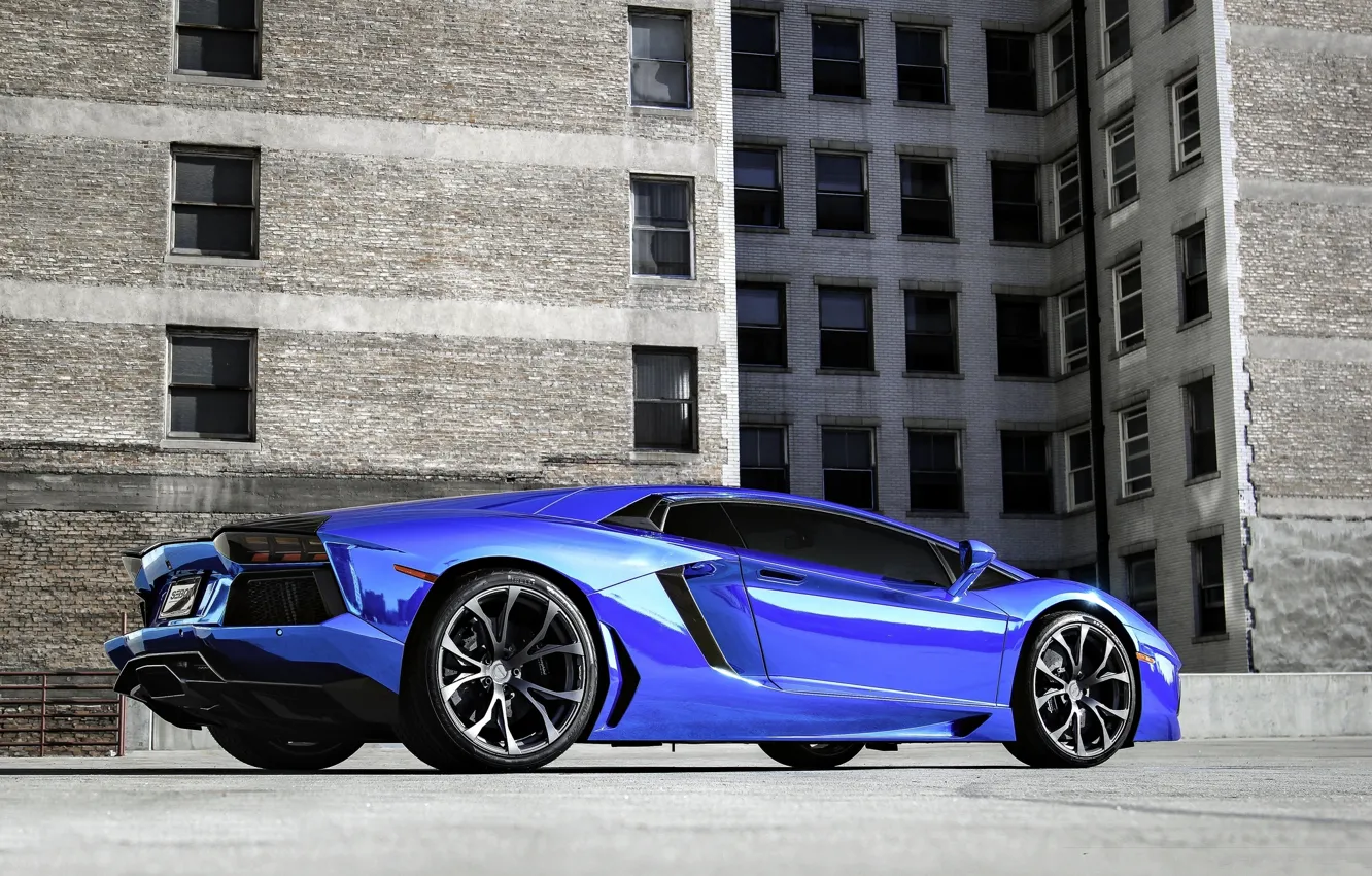 Фото обои синий, здание, lamborghini, blue, aventador, lp700-4, ламборгини, авентадор