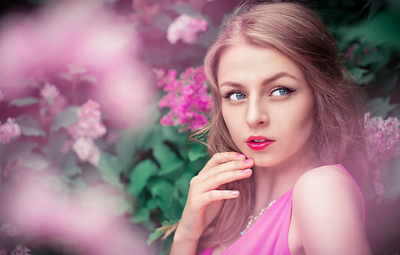 Фото обои Pink, Girl, Beautiful, Model, View, Lips, Portrait, Karina