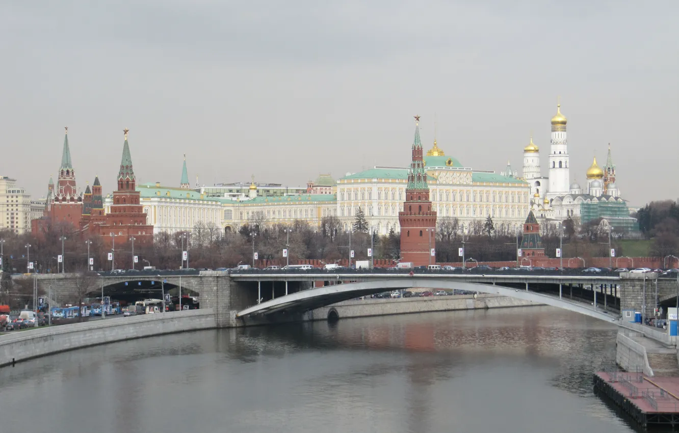 Фото обои столица, Москва-река, вид на Кремль