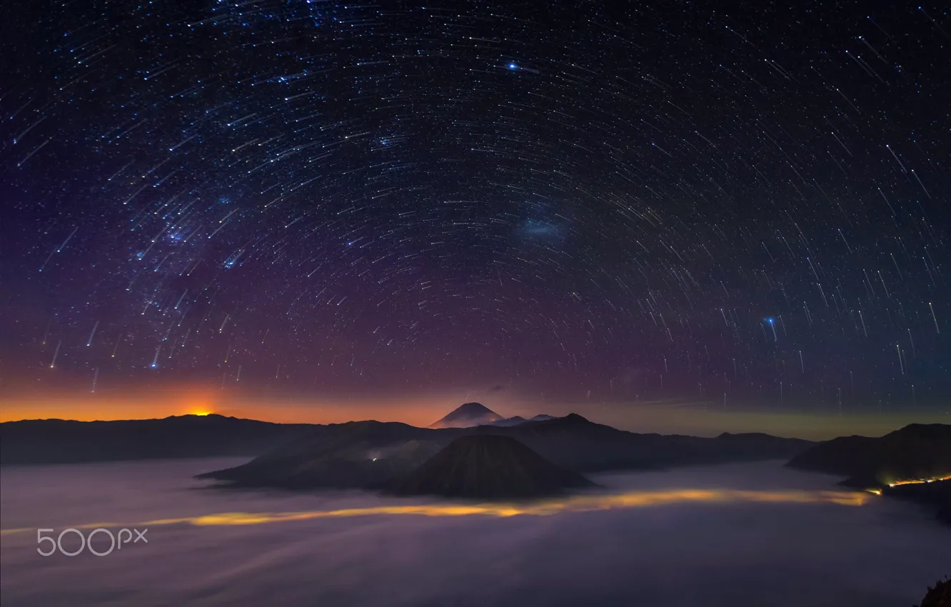 Фото обои звезды, ночь, остов, Индонезия, Ява, вулканический комплекс-кальдеры Тенгер, вулкан Бромо