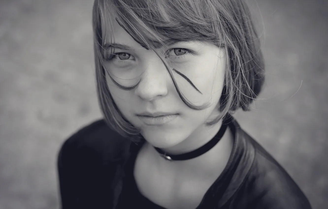 Фото обои портрет, girl with a broken black line in the face, Dirk Ballerstaedt