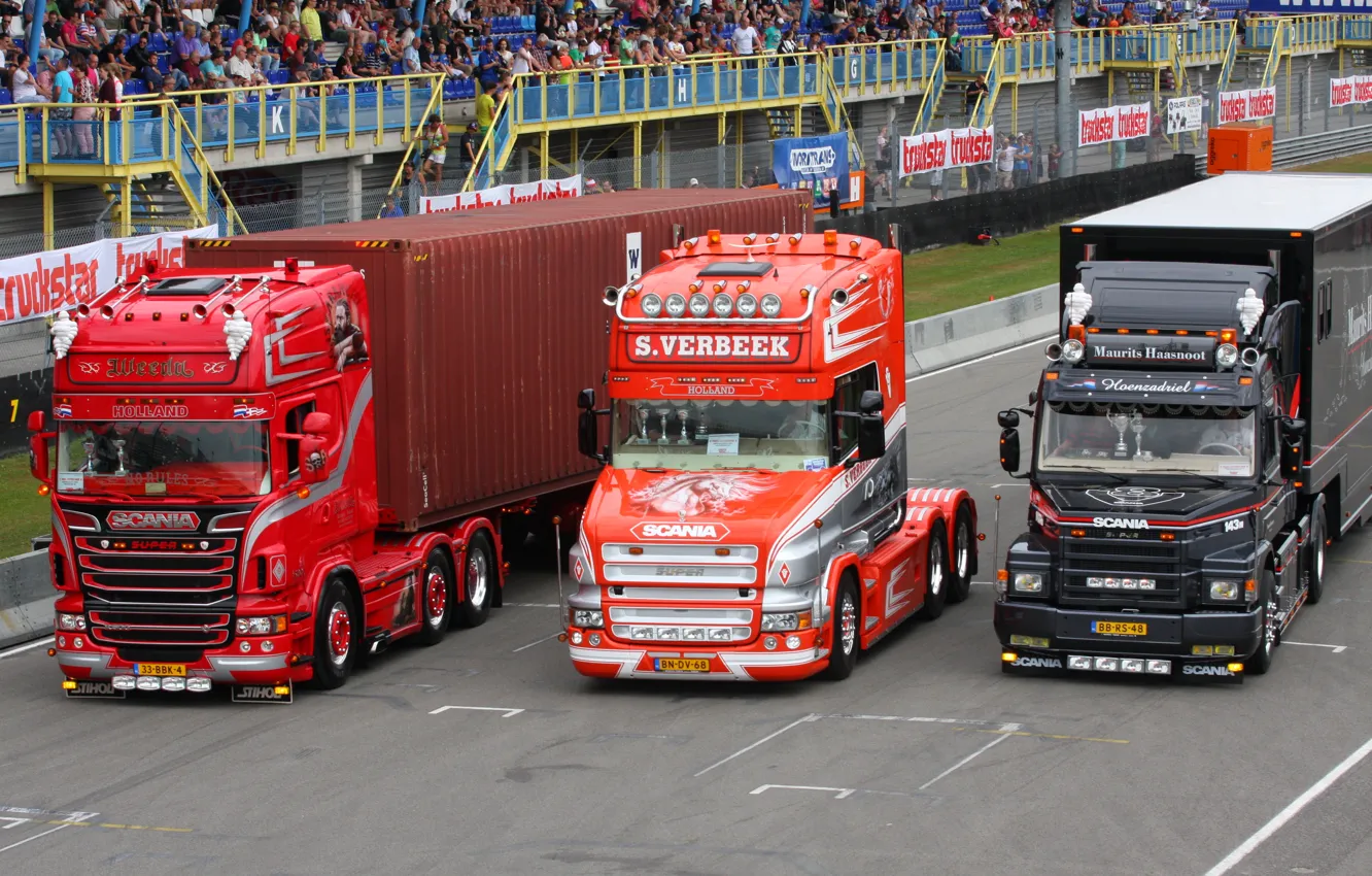 Фото обои три, Scania, Truckstar Festival