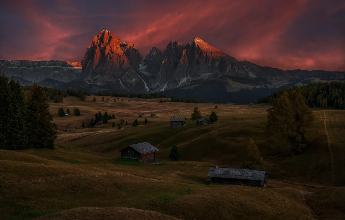 Фото обои пейзаж, закат, горы, природа, дома, Италия, луга, Доломиты