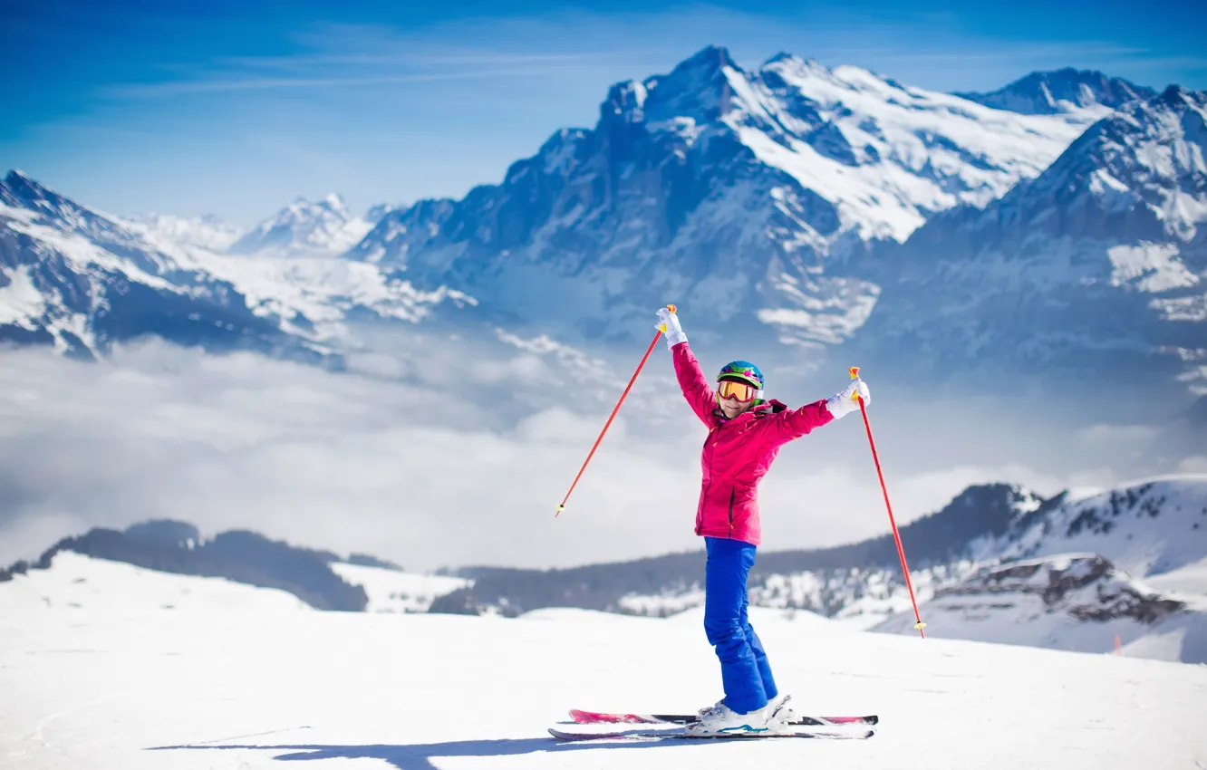 Фото обои зима, девушка, солнце, горы, лыжи, Швейцария, мороз, куртка