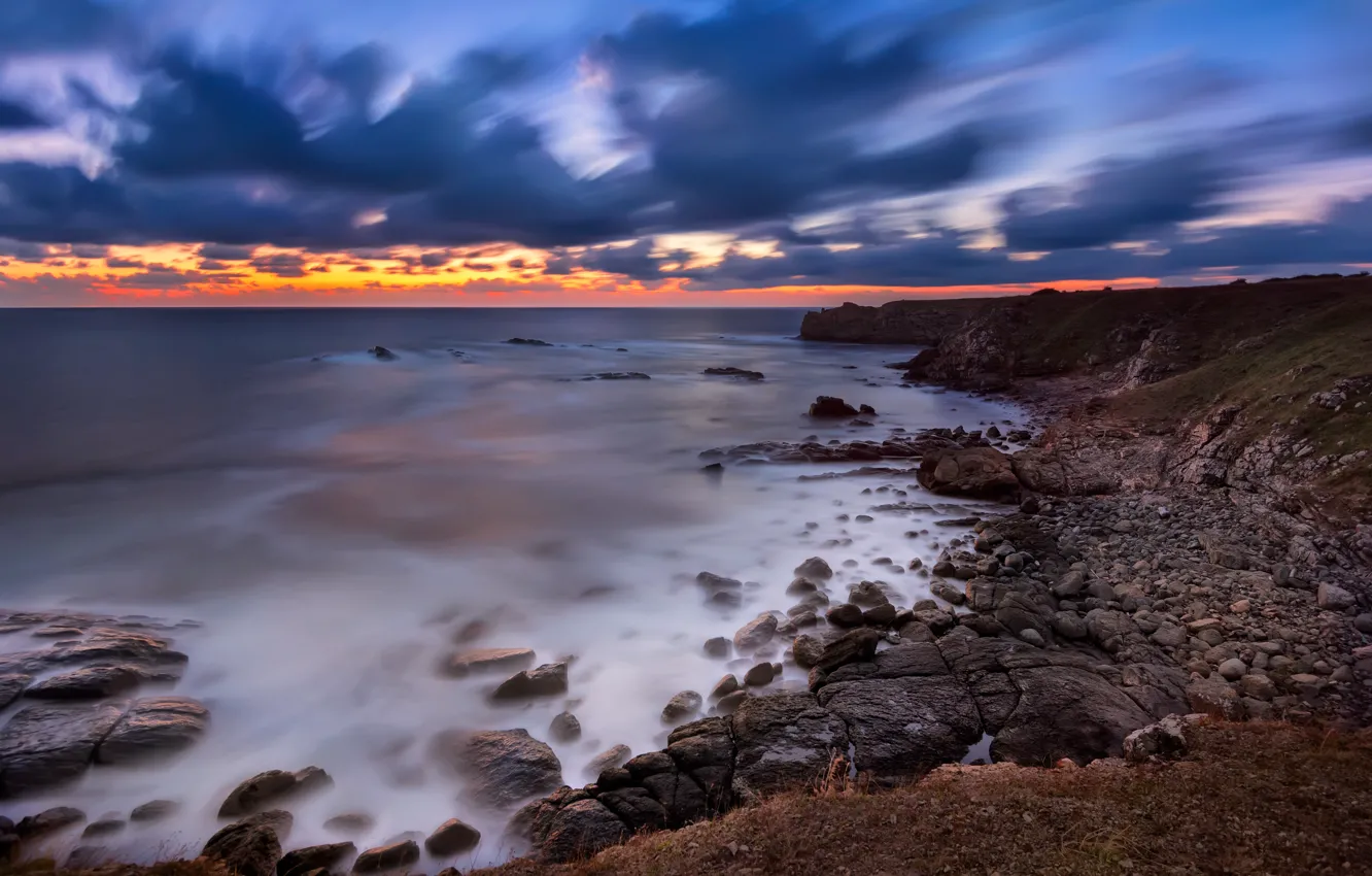 Фото обои море, пляж, пейзаж, закат, природа, восход, камни, скалы