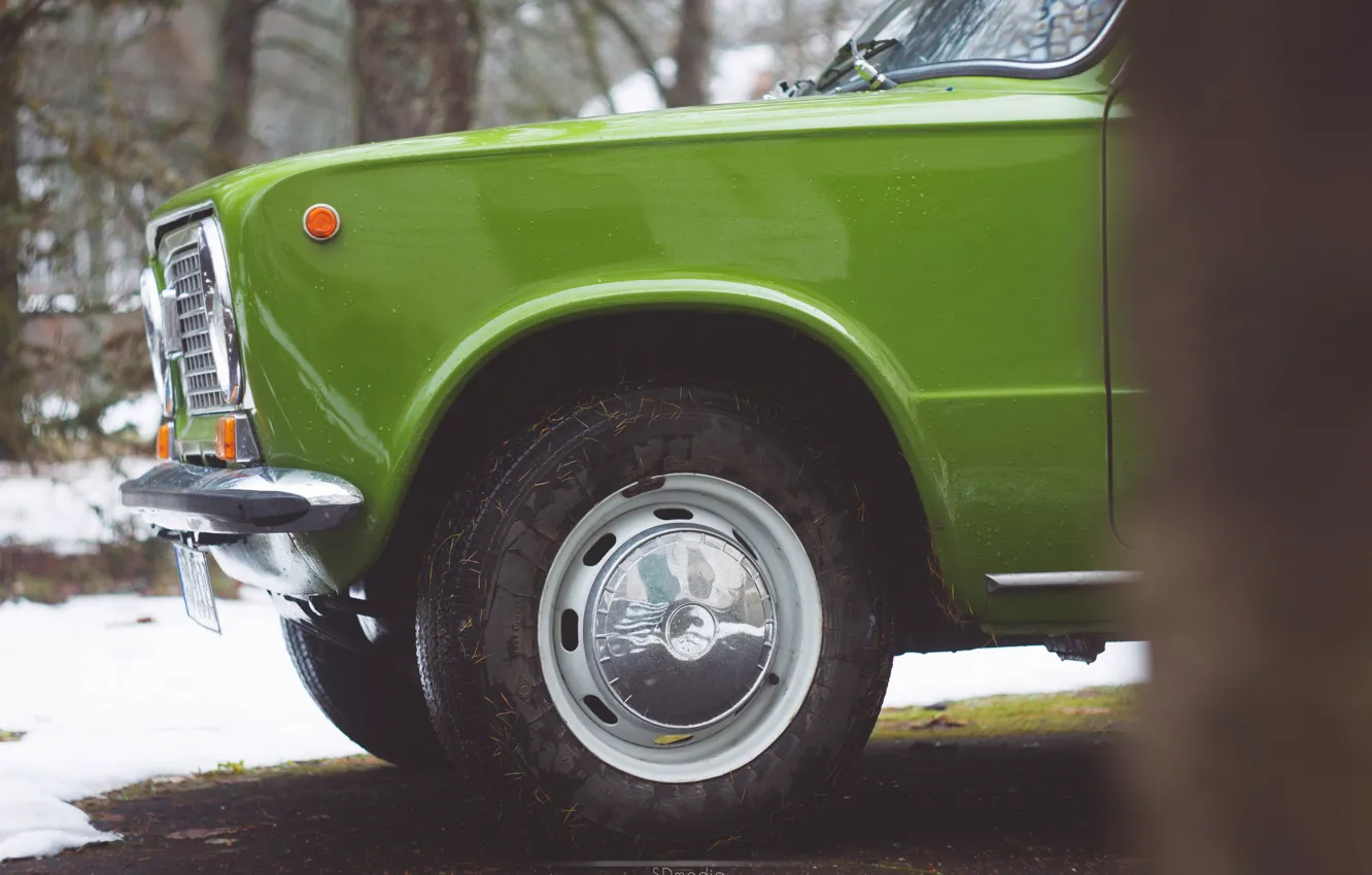 Фото обои ретро, колесо, зелёный, шина, Жигули, ВАЗ-2101