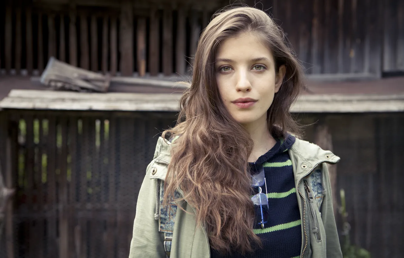 Фото обои взгляд, поза, очки, сериал, Вера, Анна Чиповская, Anna Chipovskaya, Тайны города Эн