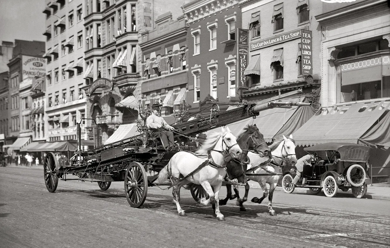 Фото обои ретро, улица, дома, лошади, США, автомобиль, тройка, 1914-й год