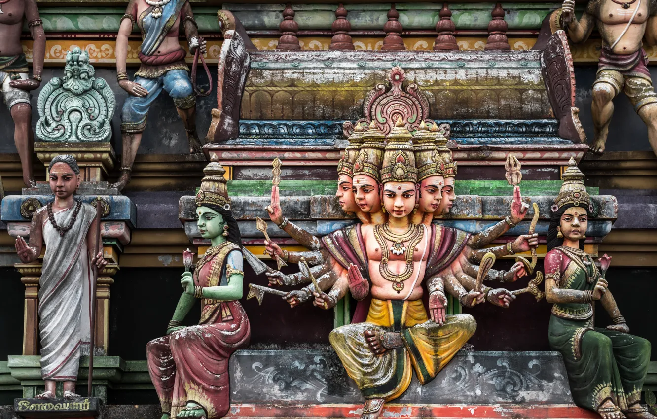 Фото обои Maurice, Hindu god, 12 arms, 5 faces