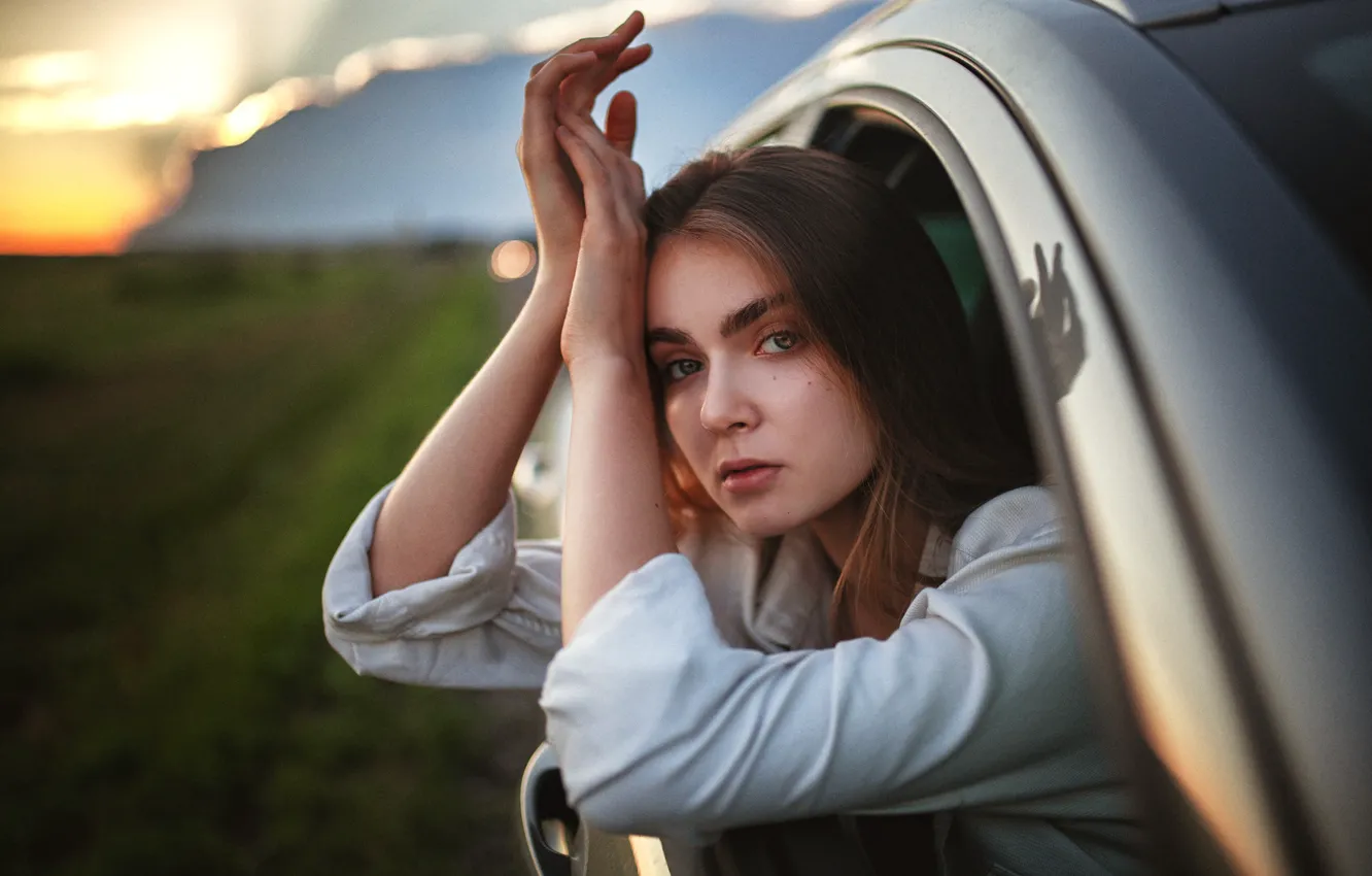 Фото обои взгляд, девушка, закат, природа, окно, шатенка, автомобиль, Алексей Юрьев