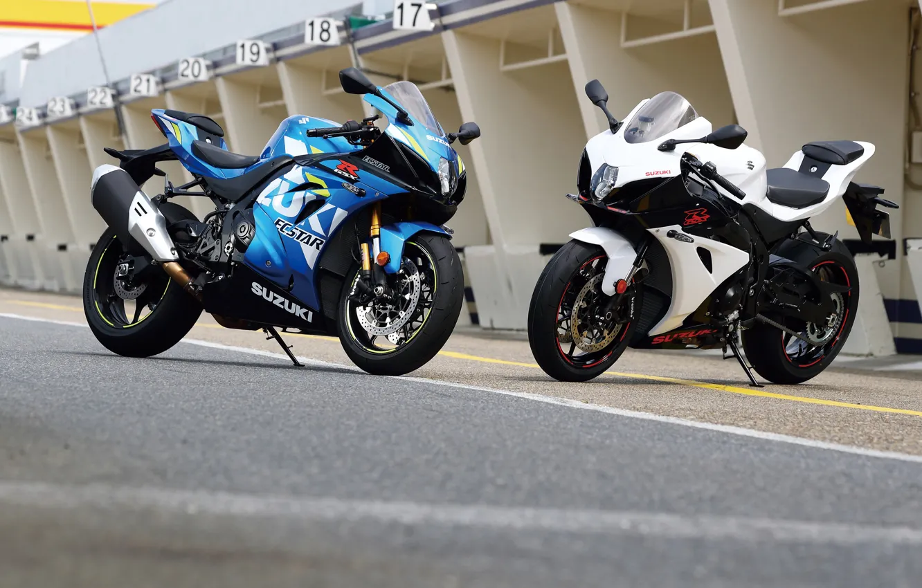 Фото обои Suzuki, Blue, Black, White, GSX-R1000