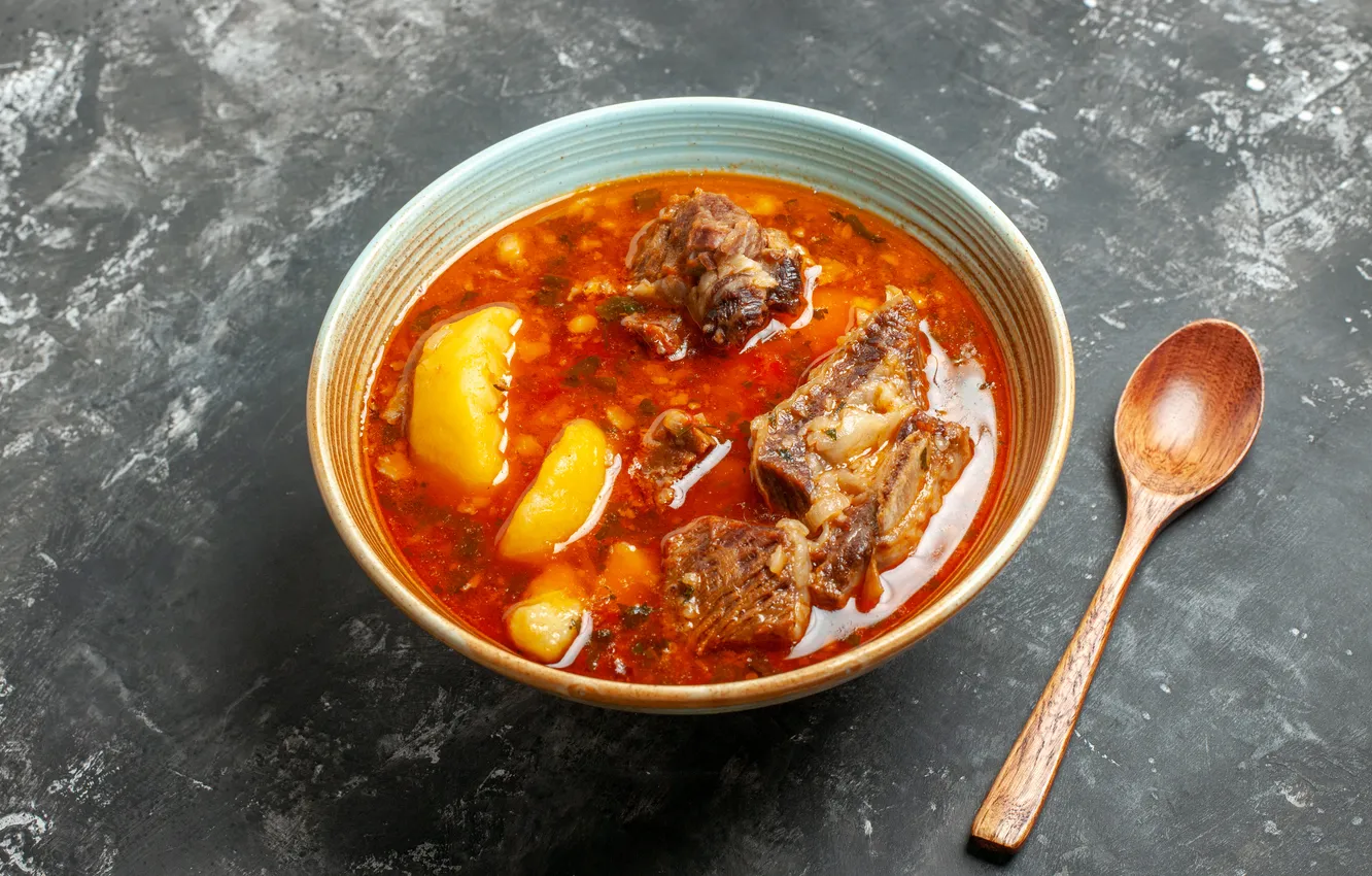 Фото обои plate, inside, delicious, soup, meat, potatoes