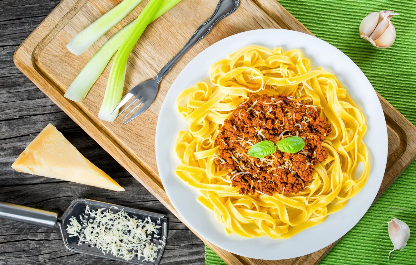 Фото обои сыр, тарелка, мясо, макароны