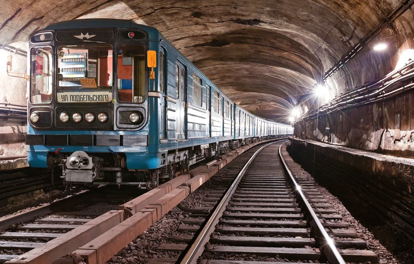 Фото обои рельсы, поезд, вагон, Метро, шпалы, тунель