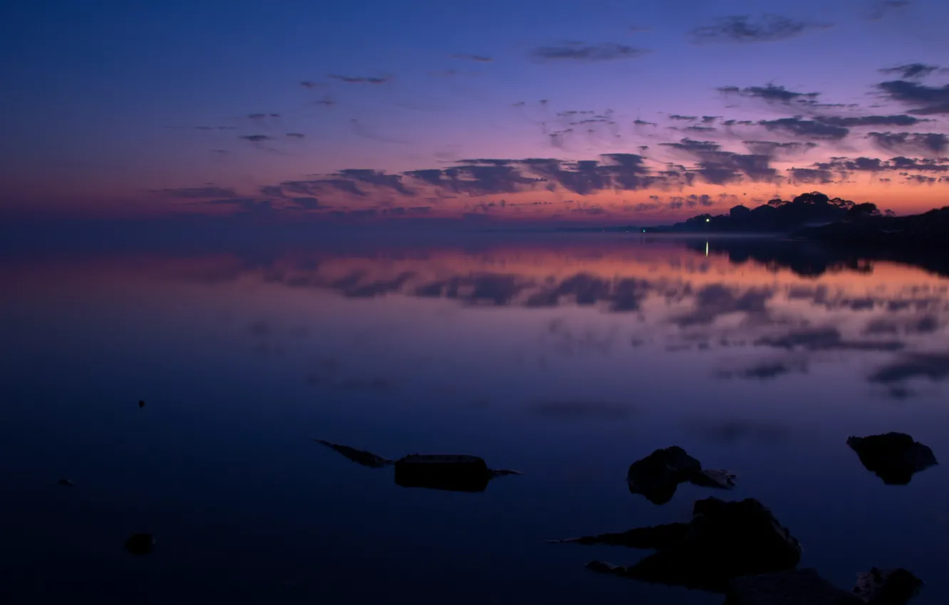 Фото обои небо, облака, отражение, рассвет, берег, утро, залив, США
