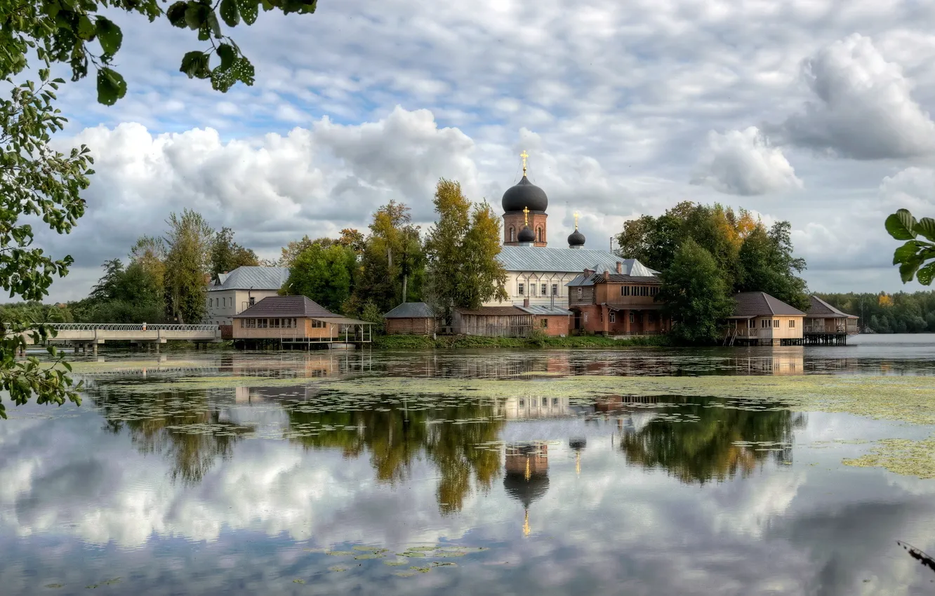 Фото обои пейзаж, озеро, Свято-Введенская островная женская пустынь